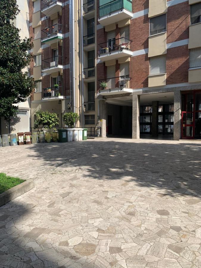 Smart Apartment Prada Foundation Milán Exterior foto